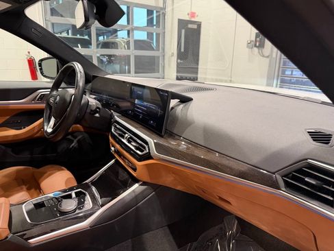 Used 2023 BMW i4 eDrive35 w/ Premium Package RWD image 45
