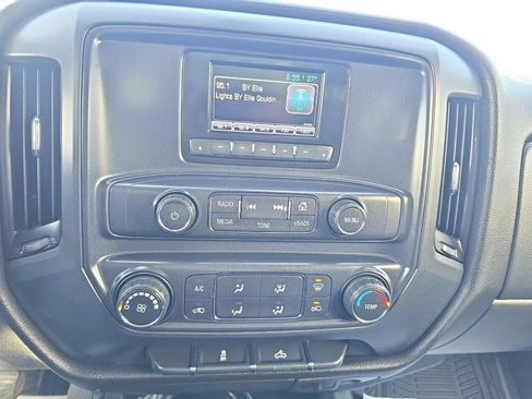 Used 2015 Chevrolet Silverado 3500 W/T image 24