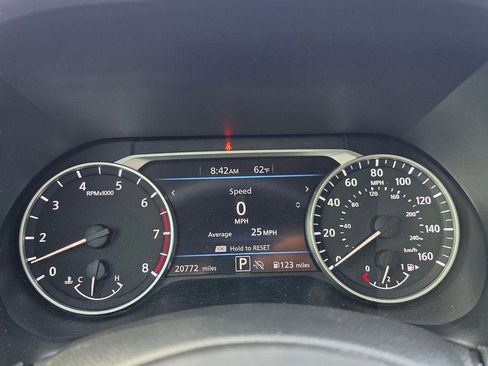Certified 2025 Nissan Sentra SV FWD image 10