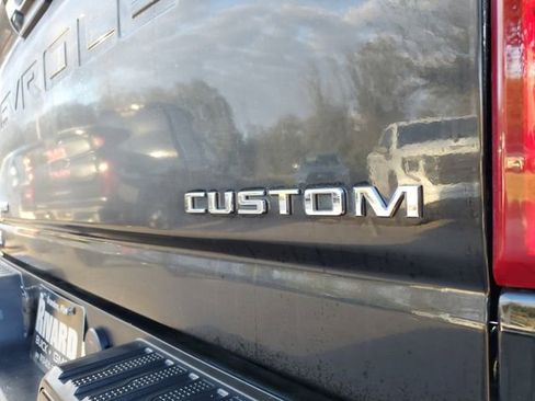 Used 2022 Chevrolet Silverado 2500 Custom w/ Custom Convenience Package image 8