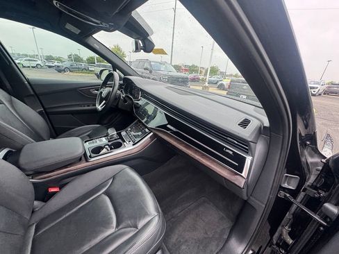 Used 2020 Audi Q7 3.0T Premium Plus w/ Premium Plus Package AWD/4WD image 15