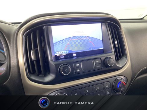 Used 2019 GMC Canyon Denali image 5