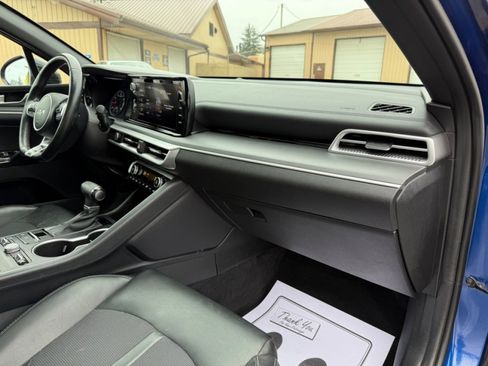 Used 2023 Kia K5 GT-Line image 12