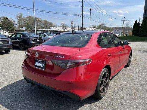 New 2025 Alfa Romeo Giulia AWD w/ Driving Assist Package image 8