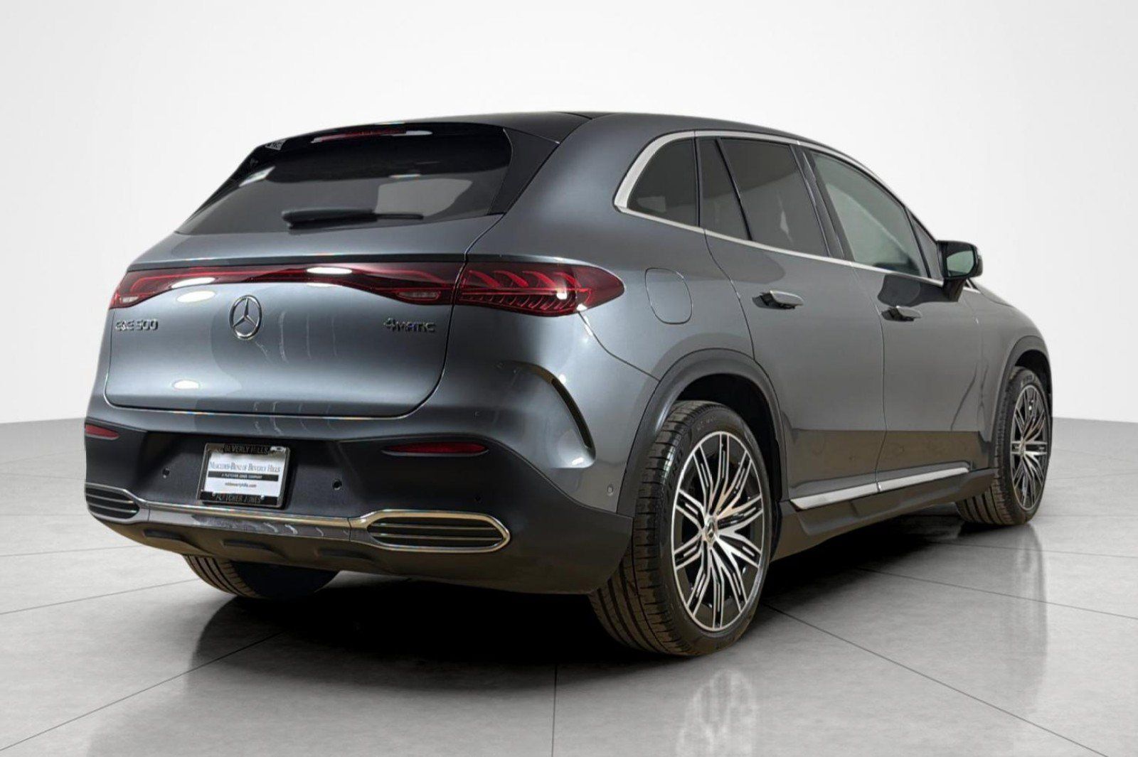 Used 2023 Mercedes-Benz EQE 500 4MATIC SUV w/ Pinnacle Trim Package image 5