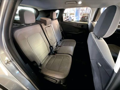 Used 2022 Ford Escape SE w/ SE Sport Appearance Package image 20