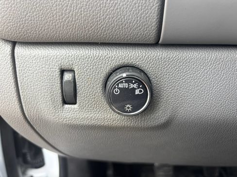Used 2015 GMC Canyon SL RWD image 11