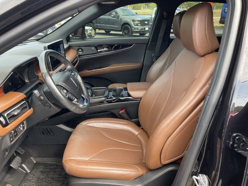 Used 2023 Lincoln Nautilus Reserve w/ Equipment Group 201A image 15