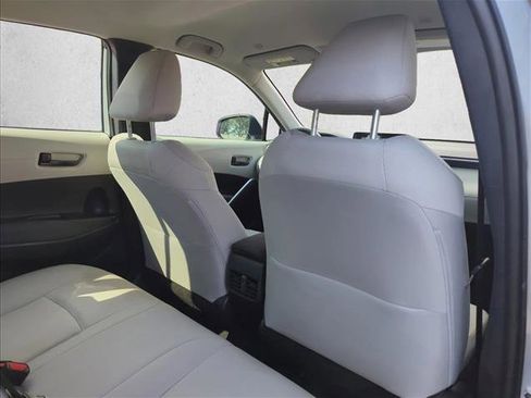 Certified 2025 Toyota Corolla Cross L image 24