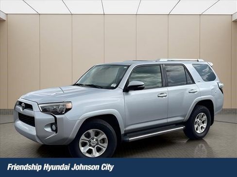 Used 2016 Toyota 4Runner SR5 Premium RWD image 1