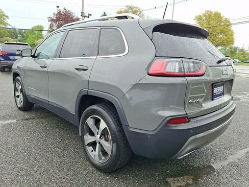 Used 2021 Jeep Cherokee Limited w/ Elite Package AWD/4WD image 4