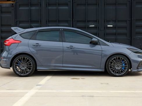 Used 2016 Ford Focus RS AWD/4WD image 17