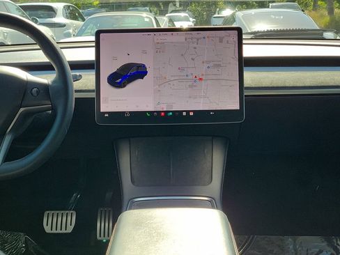 Used 2022 Tesla Model Y Performance AWD/4WD image 23