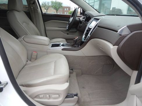 Used 2013 Cadillac SRX Luxury FWD image 37