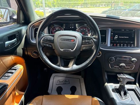 Used 2019 Dodge Charger SXT w/ Plus Group image 25