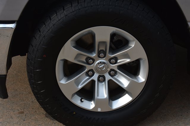 Used 2024 RAM 1500 Laramie RWD image 10