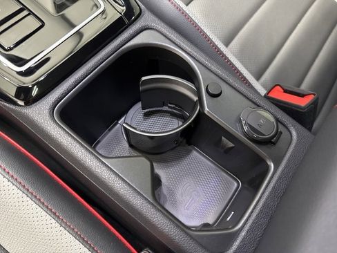 Used 2024 Volkswagen GTI Autobahn image 20