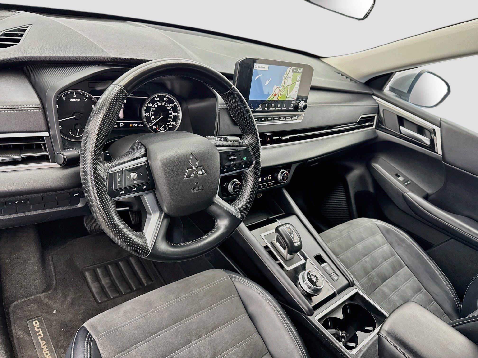 Used 2024 Mitsubishi Outlander SE FWD image 7