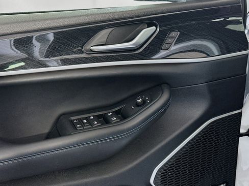 Used 2023 Jeep Grand Cherokee Trailhawk w/ Advanced Protech Group II image 15