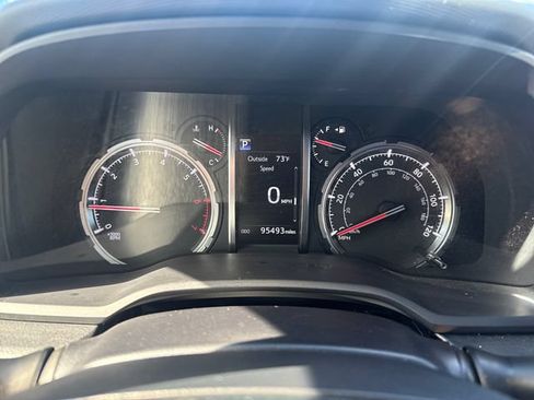 Used 2021 Toyota 4Runner TRD Off-Road Premium w/ Moonroof Package AWD/4WD image 16