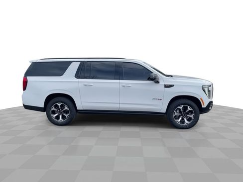 New 2026 GMC Yukon XL AT4 Ultimate AWD/4WD image 9