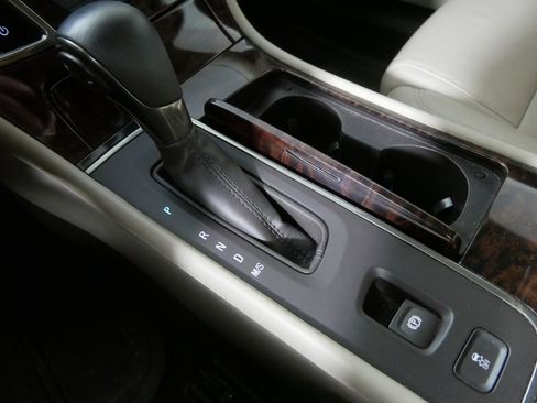 Used 2014 Buick LaCrosse Premium w/ Driver Confidence Package FWD image 27