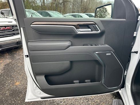 New 2026 GMC Sierra 1500 Elevation w/ Elevation Premium Package image 11