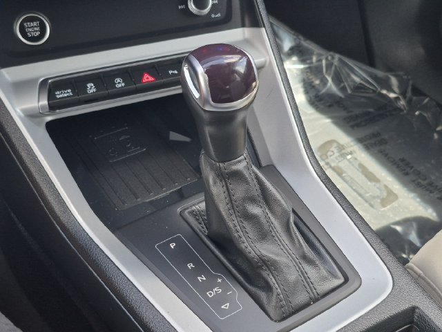 Used 2024 Audi Q3 2.0T Premium AWD/4WD image 21