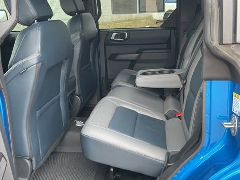 Used 2024 Ford Bronco Outer Banks image 14