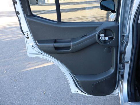 Used 2012 Nissan Xterra PRO-4X w/ Pro-4x Leather Pkg image 23