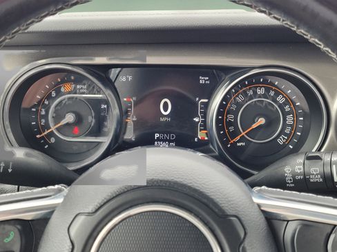 Used 2021 Jeep Wrangler Unlimited Sahara w/ Uconnect 4C Nav & Sound Group AWD/4WD image 17