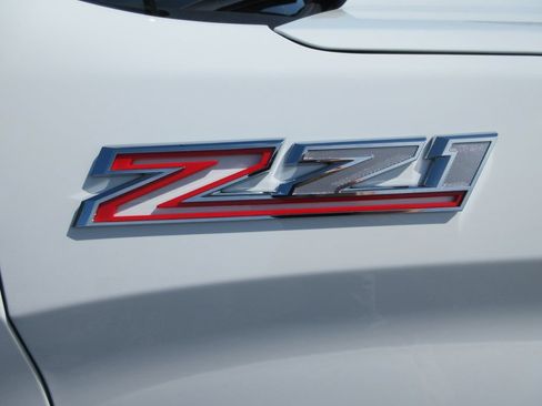 New 2026 Chevrolet Silverado 1500 LT w/ Z71 Off-Road Package AWD/4WD image 11