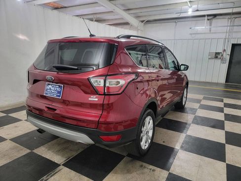 Used 2018 Ford Escape SE FWD image 6