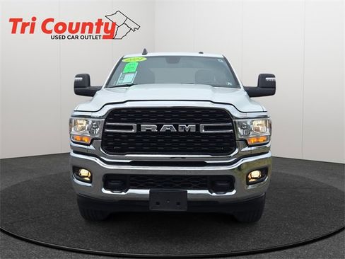 Used 2024 RAM 2500 Big Horn w/ Bed Utility Group image 2