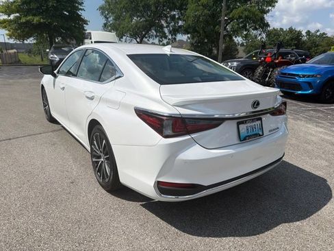 Used 2024 Lexus ES 300h w/ Premium Package FWD image 5