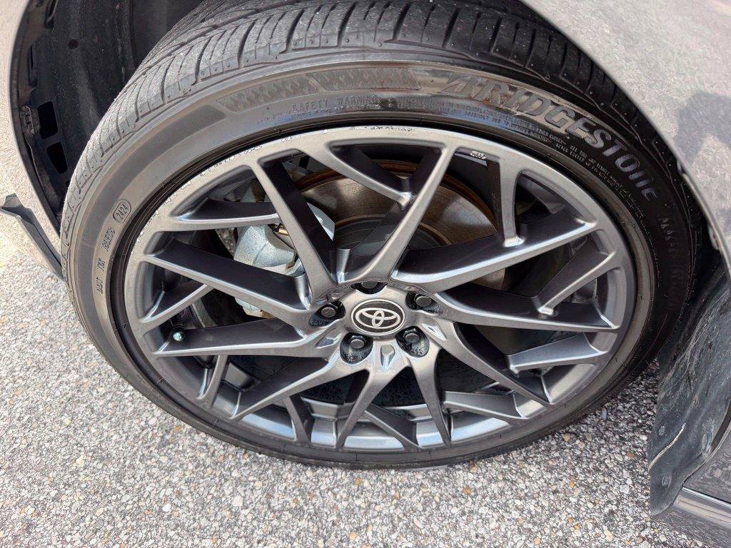 Used 2025 Toyota Camry XSE FWD image 28