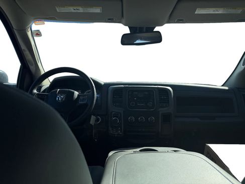 Used 2018 RAM 1500 Express image 10