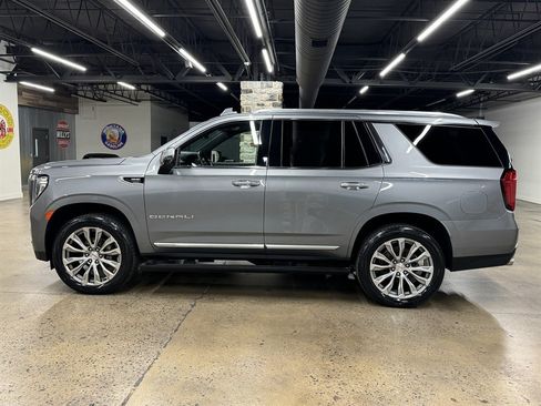 Used 2021 GMC Yukon Denali w/ Denali Ultimate Package AWD/4WD image 5