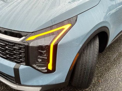 New 2026 Kia Sportage EX image 3