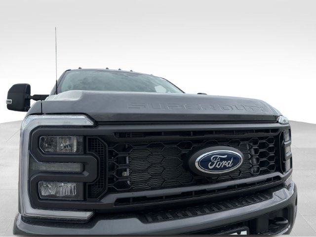 New 2026 Ford F250 XL w/ STX Appearance Package AWD/4WD image 15