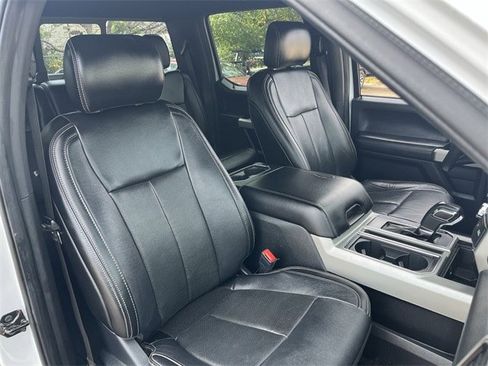 Used 2020 Ford F150 Lariat image 29