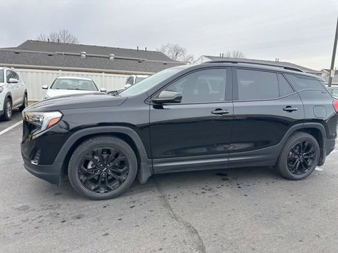 Used 2020 GMC Terrain SLE w/ Driver Convenience Package image 13