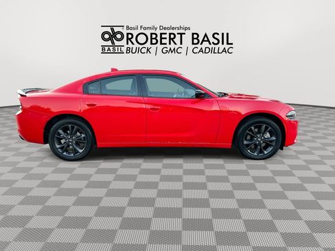 Used 2021 Dodge Charger SXT w/ Blacktop Package AWD/4WD image 9