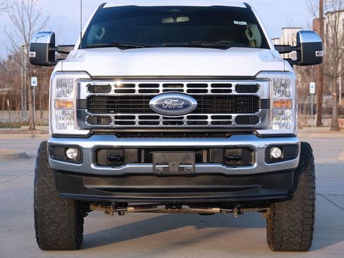 Used 2023 Ford F250 XLT w/ FX4 Off-Road Package image 4