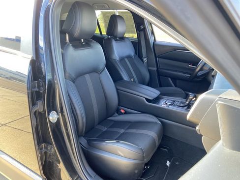 Used 2024 MAZDA CX-50 AWD 2.5 S w/ Preferred Package image 19