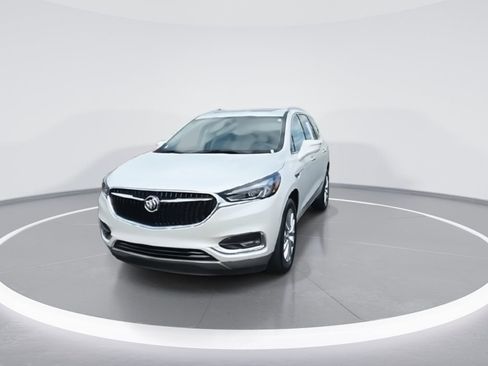 Used 2021 Buick Enclave Premium w/ Sun and Sites Package image 3