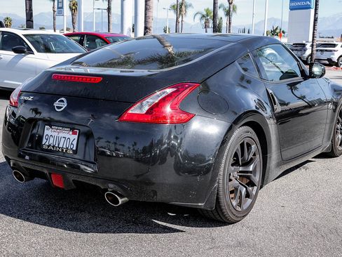 Used 2019 Nissan 370Z Coupe w/ Z34 Heritage Edition - Black image 7