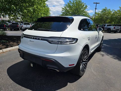 Used 2023 Porsche Macan AWD/4WD image 8