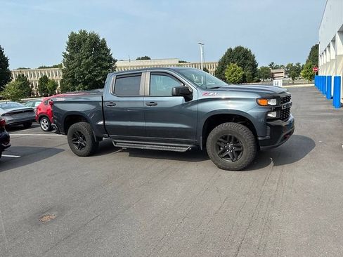 Used 2020 Chevrolet Silverado 1500 Custom Trail Boss w/ Custom Convenience Package AWD/4WD image 4