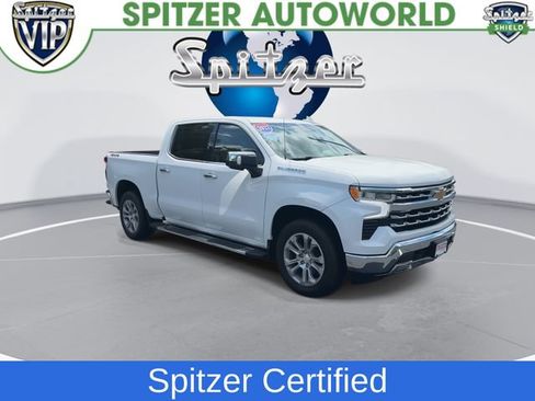 Used 2022 Chevrolet Silverado 1500 LTZ AWD/4WD image 2